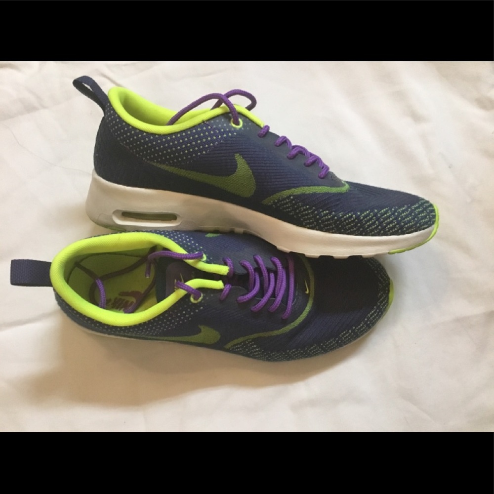 Nike Air Max Thea Flyknit Sneaker